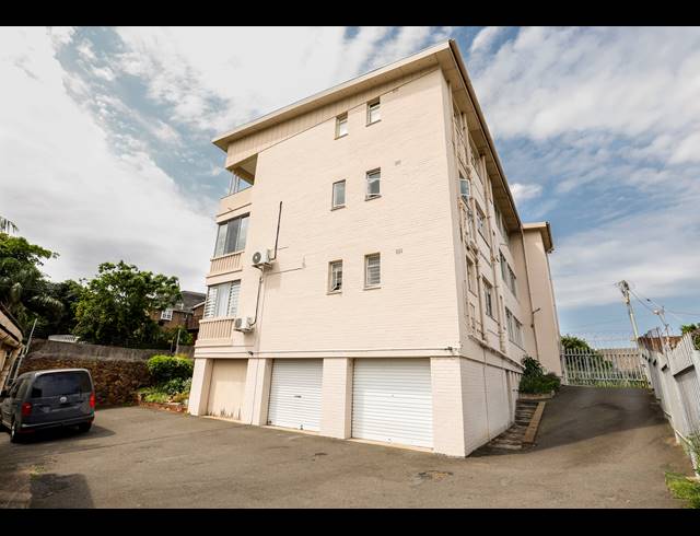 1.5 BEDROOM APARTMENT FOR SALE IN MORNINGSIDE
